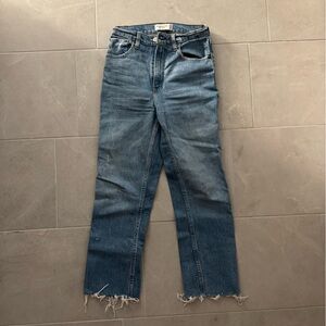 Abercrombie 90’s straight ultra high rise jeans